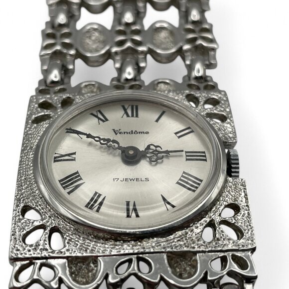 Vintage VENDOME Women's Watch 17 Jewels Hand Wind Up Silver Chunky Wristwatch - Picture 4 of 10